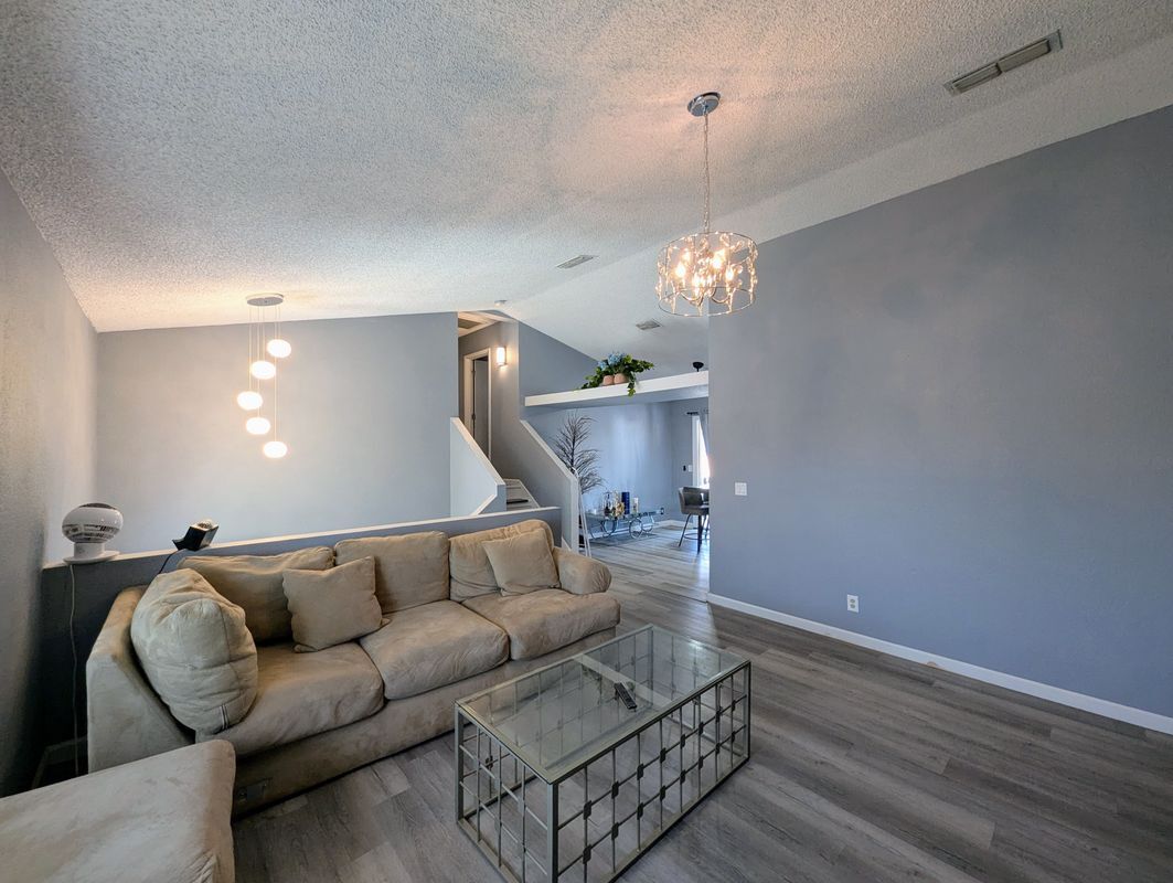 Building Photo - 8914 W Encanto Blvd
