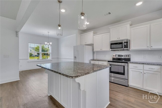 Building Photo - 184 Sawgrass Dr