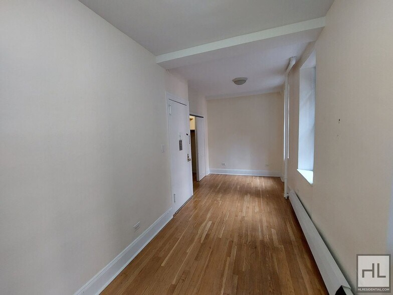 Primary Photo - WEST 45 STREET