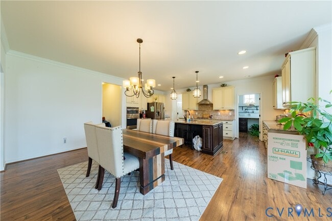 Building Photo - 9528 Thistleton Ct