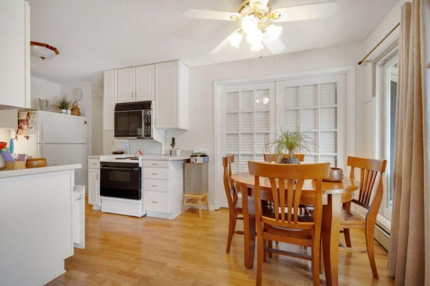 Building Photo - 6201 St Croix Trail N