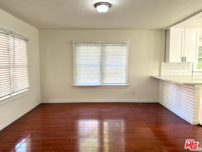 Building Photo - 1262 Kipling Ave