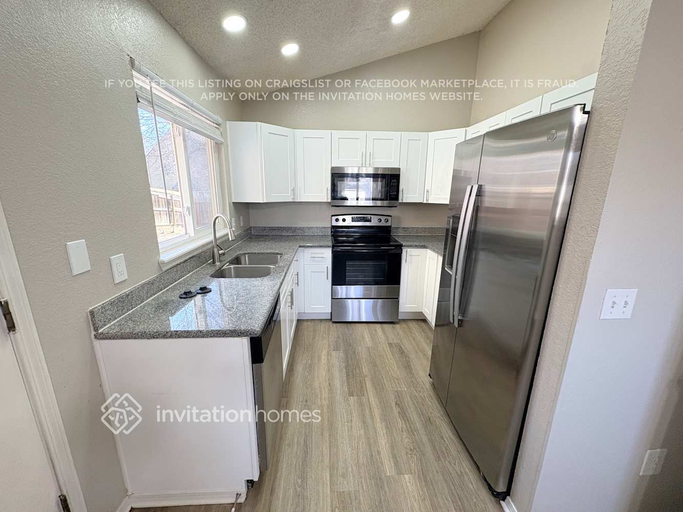 Building Photo - 18358 E Layton Pl