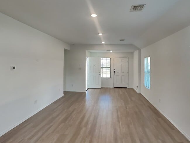 Building Photo - 5936 Rimini Landing Ln