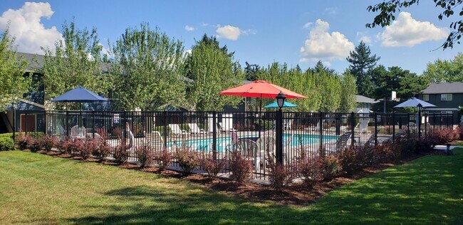 Building Photo - One Bedroom, One Bath - Special $1275.00 and Second Month Free!