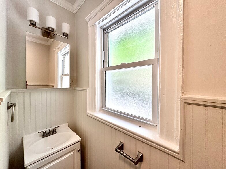 Building Photo - 50 Western Ave