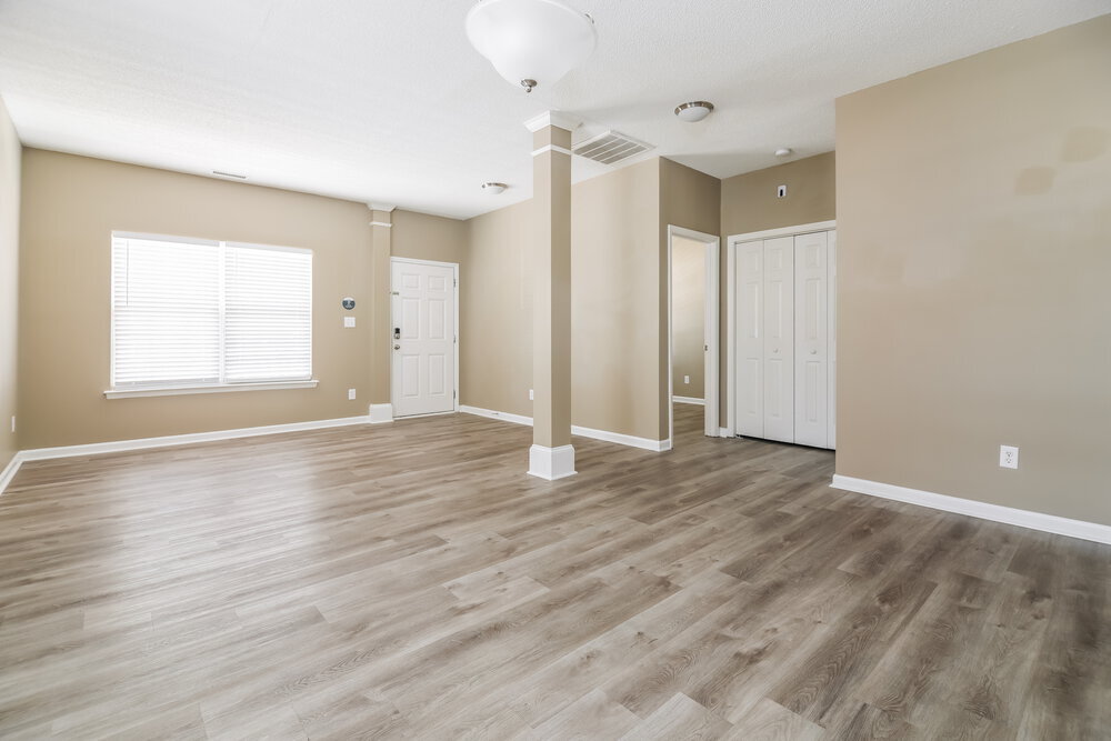 Building Photo - 8401 Neuse Hunter Dr