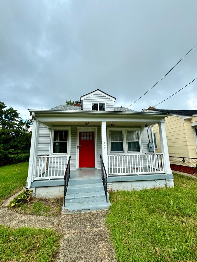 Primary Photo - 2 bed house Rva North Side! PET FRIENDLY, ...