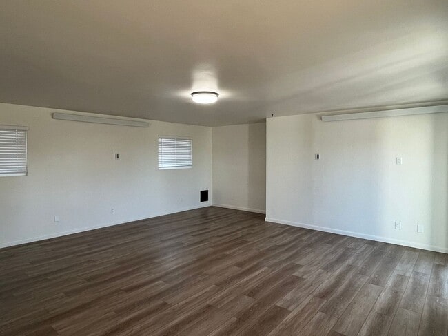 Building Photo - 110 Cuyama Ave