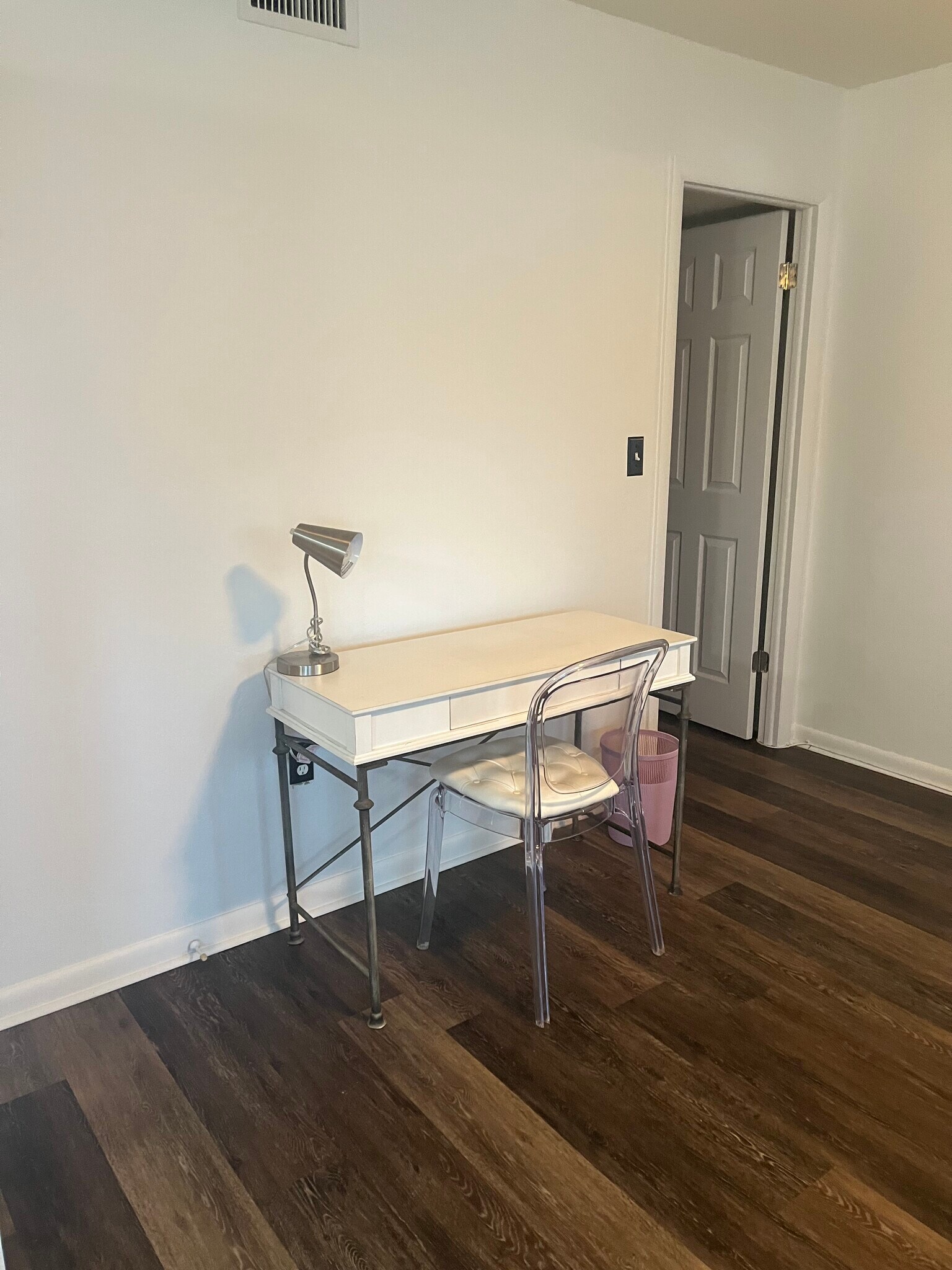 Office area - 8396 111th St