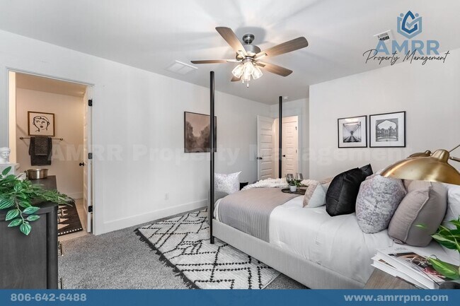 Building Photo - Beautiful 4-Bedroom Home in Siloam Springs