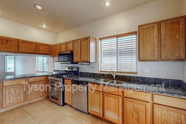 Building Photo - 10008 Rio Corto Ave SW