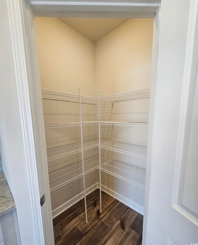 Building Photo - 315 Wades Way