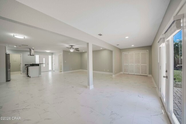 Building Photo - 234 Marlin Cir