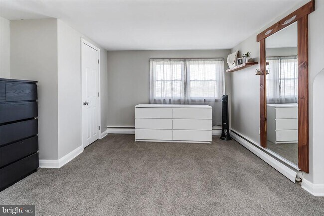 Building Photo - 6934 River Drive Rd