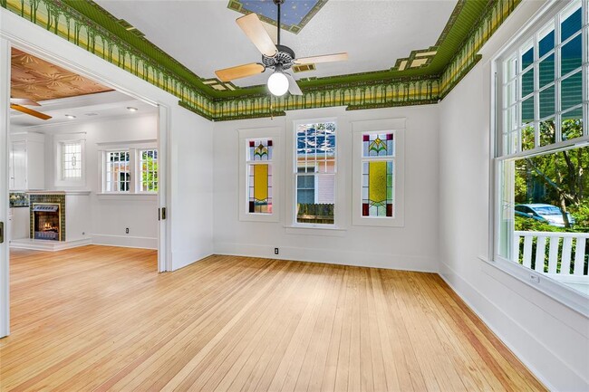 Building Photo - 1006 Shelley Ave