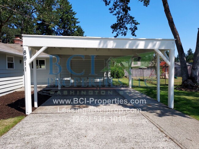 Building Photo - JUST REMODELED!! THIS 3 BEDROOM AVAILABLE NOW!!!