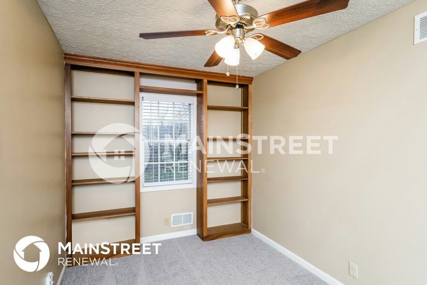 Building Photo - 9322 Villa Fair Ct