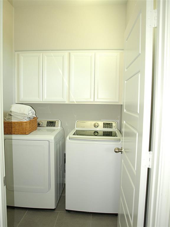 Building Photo - 213 Parable Cove
