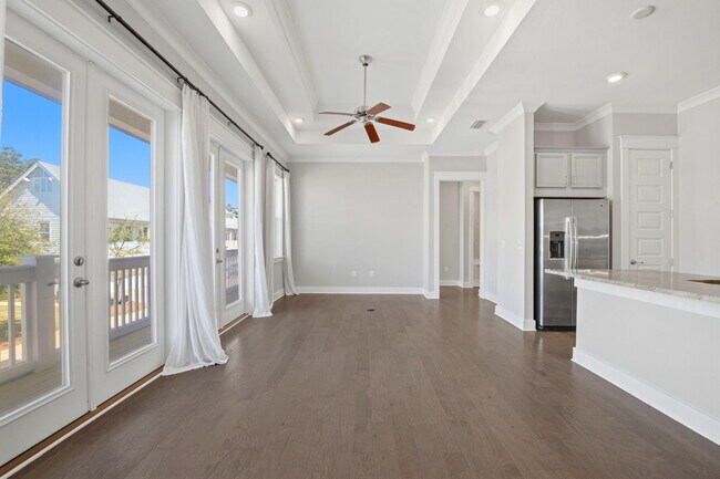 Building Photo - 26 E Pine Lands Lp