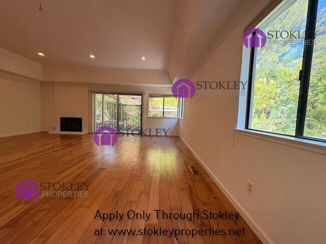 Building Photo - 1484 Cortez Ct