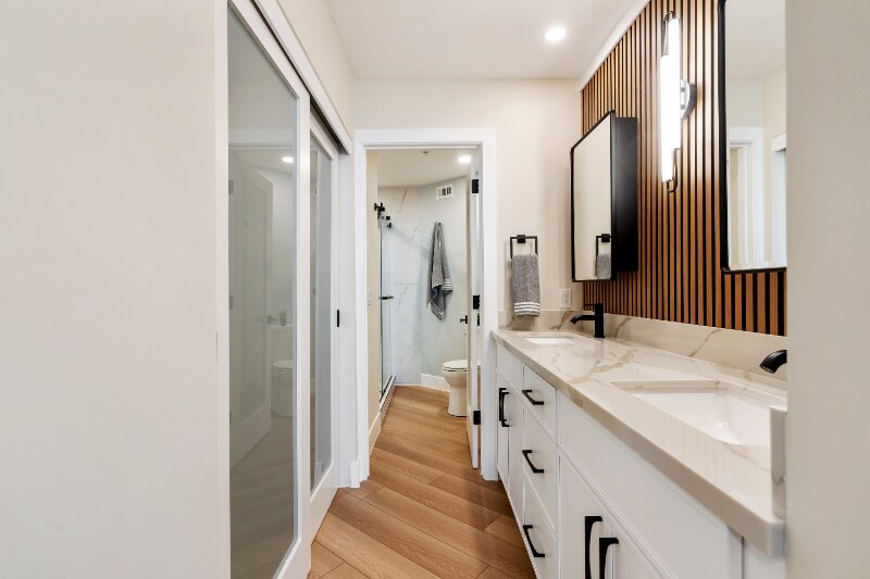 Building Photo - 2414 Front St