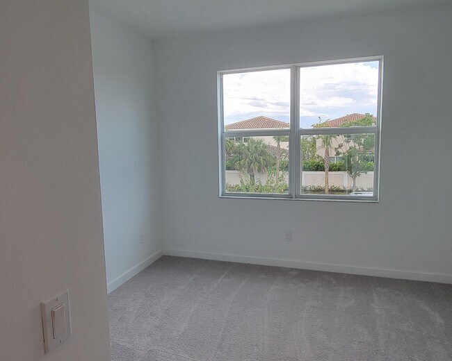 Building Photo - 4946 Navali Dr