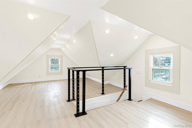 Building Photo - 93-01 71st Ave