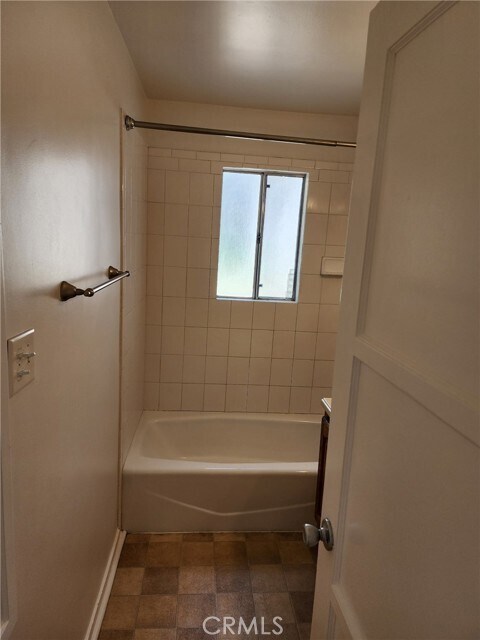 Building Photo - 3633 4th St