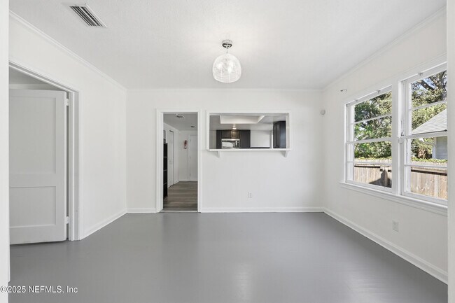 Building Photo - 2755 Green St