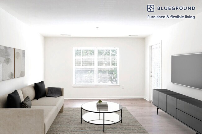 Primary Photo - 1000 Avalon Dr