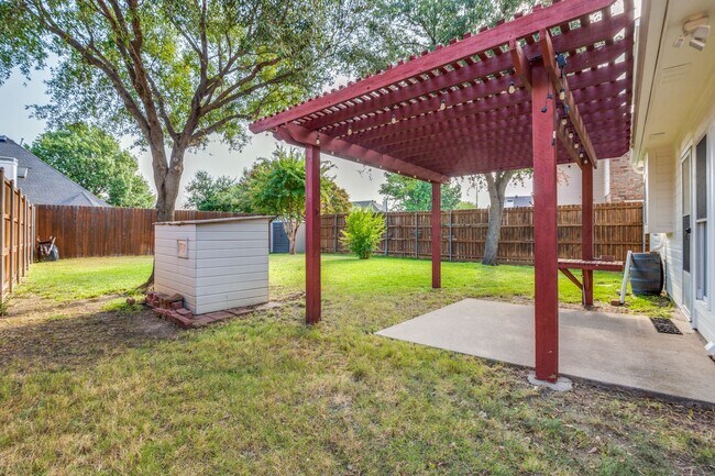 Building Photo - 1402 Indian Trl