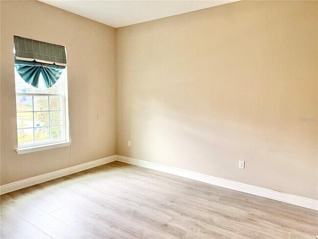 Building Photo - 19153 Planetree St