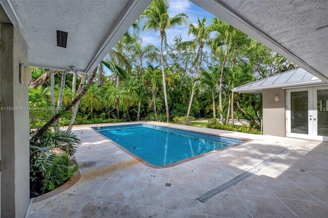 Building Photo - 5765 SW 84th St
