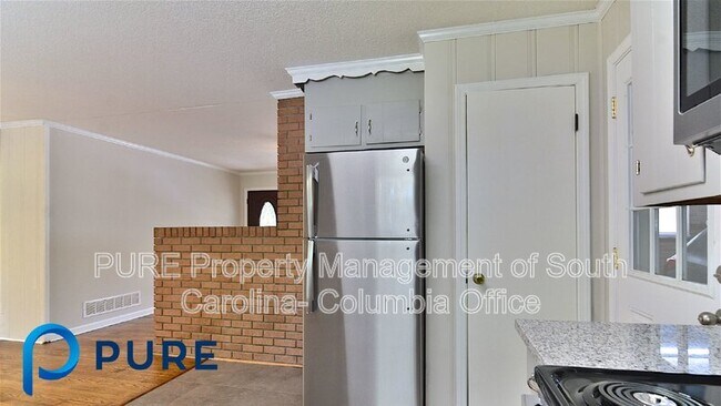 Building Photo - 316 Pitney Rd