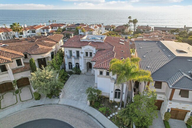 Building Photo - OCEAN VIEW CUSTOM BUILT LUXURY ESTATE