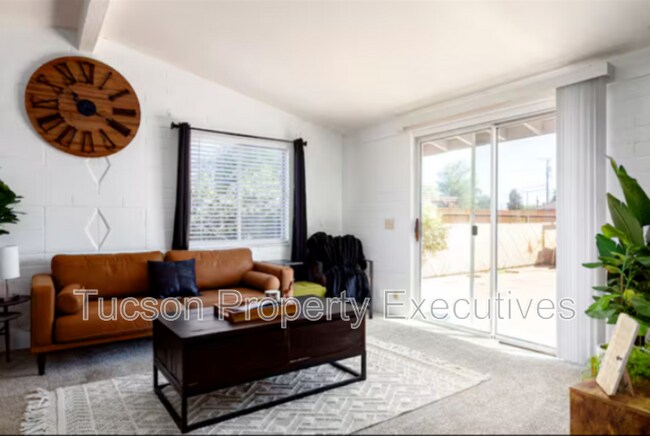 Building Photo - 1227 N Belvedere Ave