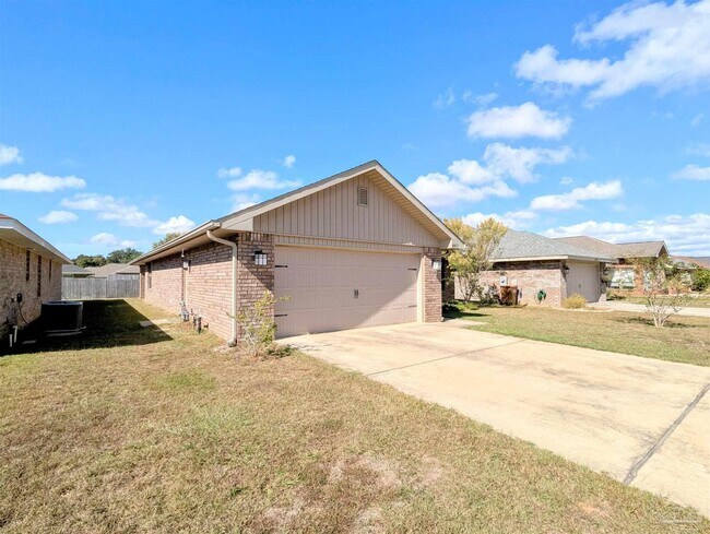 Building Photo - 4411 Fiske St