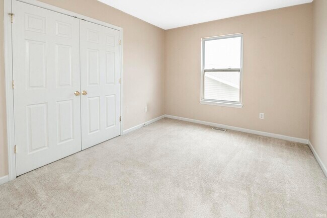 Building Photo - 5713 W Monarch Ct