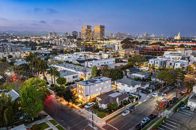 Building Photo - 1954 Purdue Ave