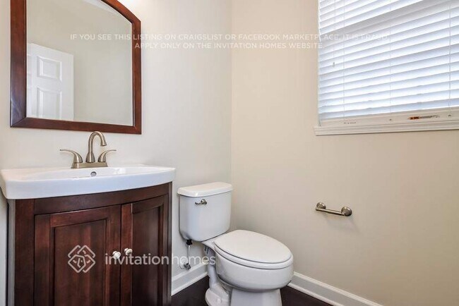 Building Photo - 577 Rolling Meadows Dr