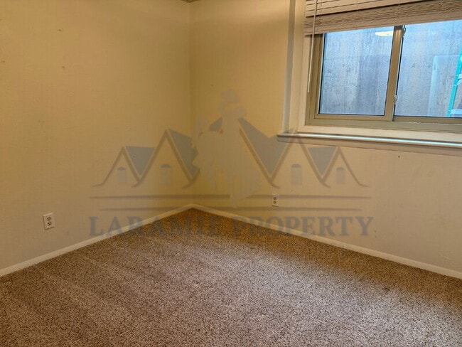 Building Photo - 1080 N 18th St