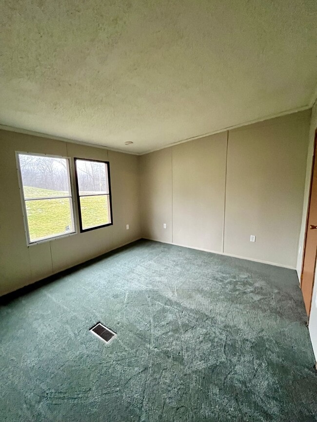 Building Photo - 3416 OH-83