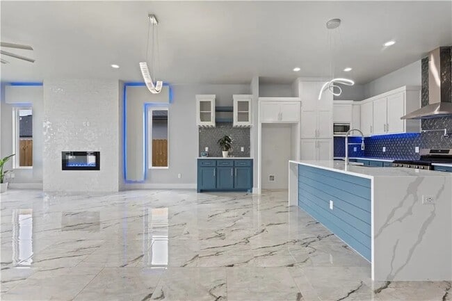 Building Photo - 2610 Lady Andrea Dr