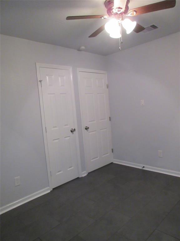 Building Photo - 7719 Hirsch Rd