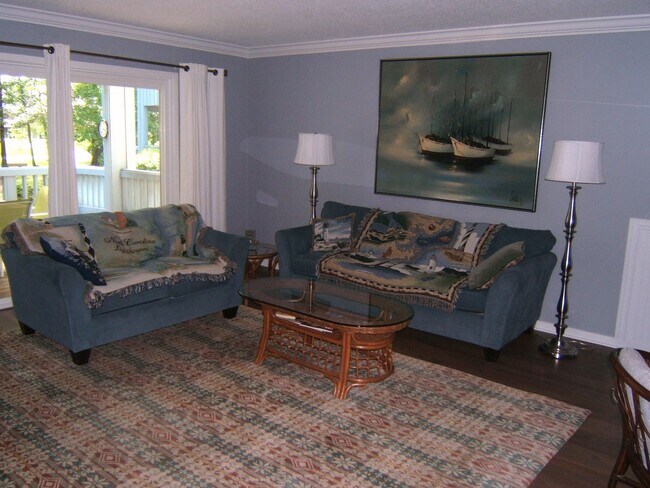 Building Photo - 1501 Harbourside Dr