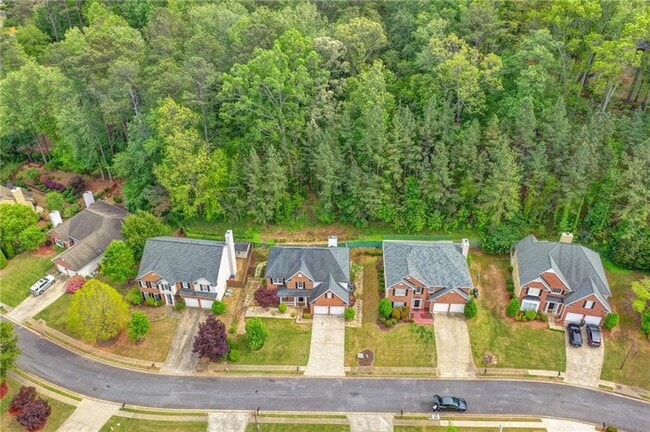 Building Photo - 2072 Fairport Way