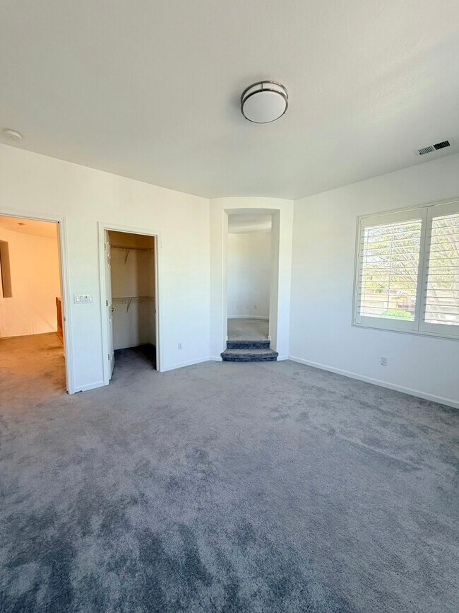 Building Photo - 2726 Marshall Ct