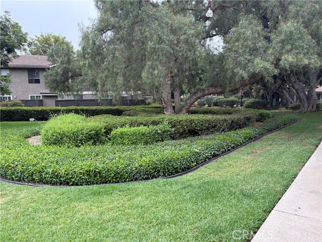 Building Photo - 21 Streamwood