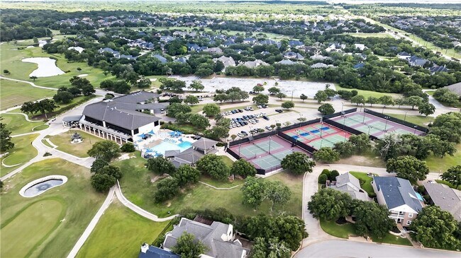 Building Photo - 4728 Stonebriar Cir